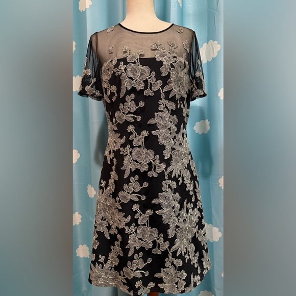 Tadashi Shoji lace gold appliqué sheer black dress- 12 - Picture 7 of 7